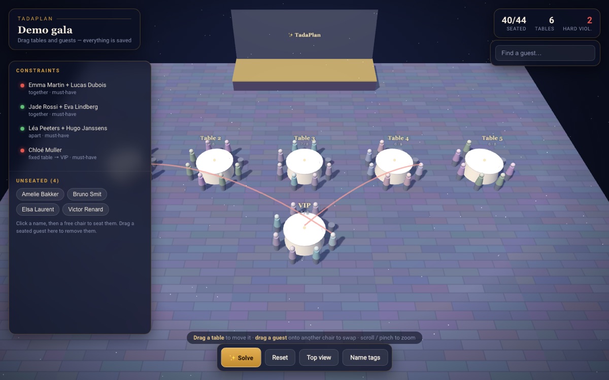TadaPlan 3D seating plan: a gala room in 3D with round tables and guests, constraints panel on the left